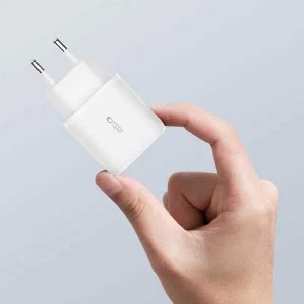 Σετ Φορτιστή Τοίχου Tech-Protect C20W 20W USB-C / USB-A με Καλώδιο USB-C Λευκό - Image 7