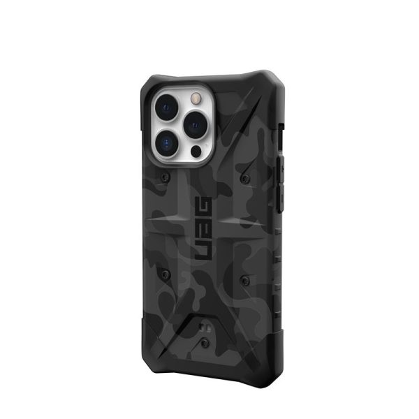 UAG Pathfinder SE midnight Camo-iPhone 13 Pro (113157114061) - Image 3