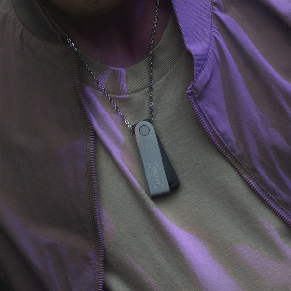 Ledger Nano S Plus Neptune Blue Crypto Hardware Wallet (LEDGERNANOS-NBLUE-RK) - Image 7