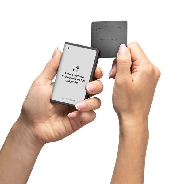 Ledger Stax Crypto Hardware Wallet with Recovery Key (LEDGERSTAX-RK) - Image 4
