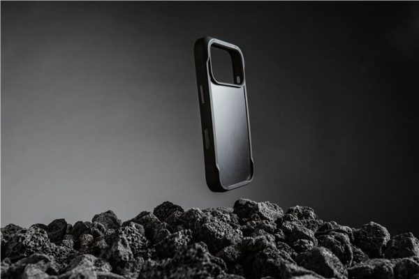 Nomad Rugged Leather Case black (Horween)-Apple iPhone 17 Pro (NM011802858) - Image 5