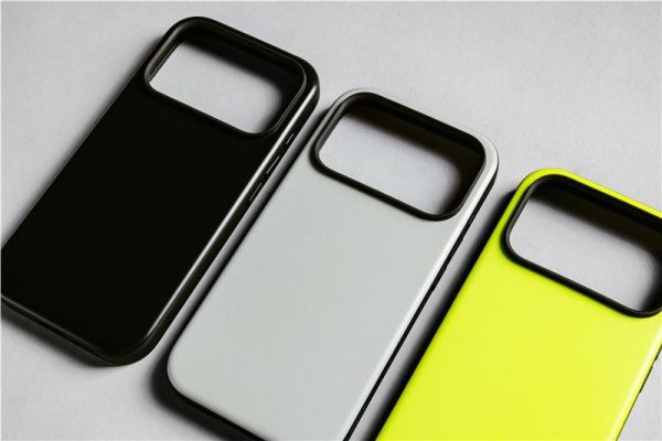 Nomad Modern Case vulcan black-Apple iPhone 17 Pro (NM014001858) - Image 11