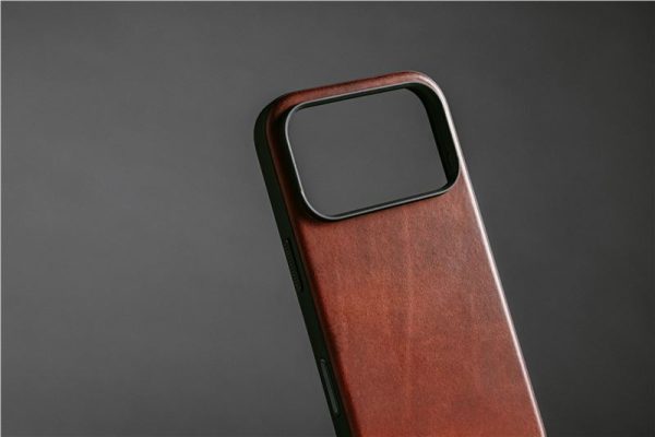 Nomad Modern Leather Case olde Dublin (Horween)-Apple iPhone 17 Pro (NM014230858) - Image 3