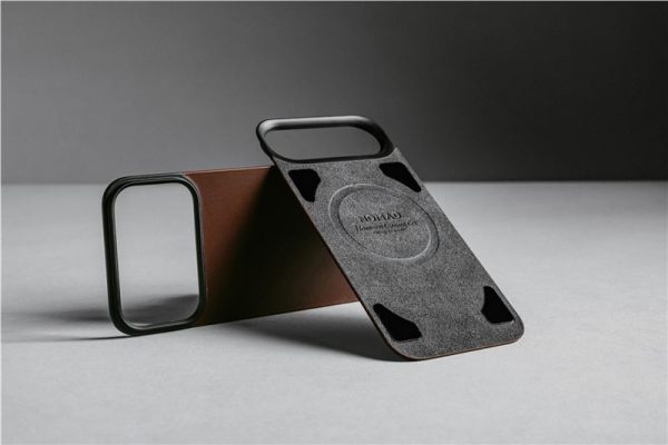Nomad Magnetic Leather Back rustic brown (Horween) Magsafe-Apple iPhone 17 Pro (NM014407858) - Image 17