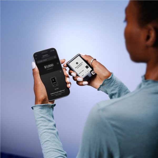 Ledger Nano Gen 5 Dark Crypto Hardware Wallet with Recovery Key (LEDGERNANO-5-RK) - Image 8