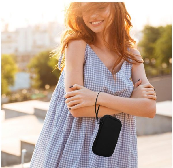 TECH-PROTECT SM70 UNIVERSAL PHONE POUCH 6.0-7.2 INCH BLACK - Image 5