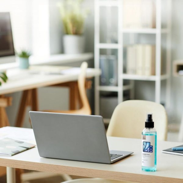 TECH-PROTECT CLEANING SPRAY FOR PHONE & TABLET 200ML EKO MINT - Image 3