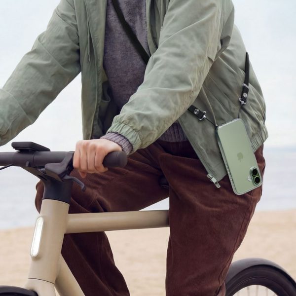 SPIGEN DA30L LANYARD STRAP CROSSBODY BLACK (AFA10614) - Image 11