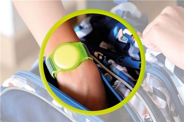 Mobile Origin AirTag Strap red