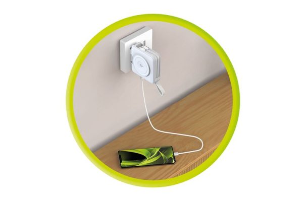 Mobile Origin PowerBank & Travel Charger Lightning/USB-C Cable MagSafe/AW/iPhone Compatible white