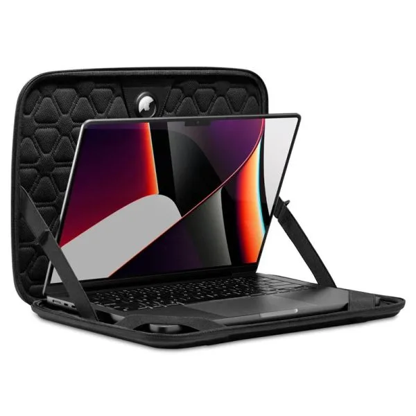 Spigen Rugged Armor Pro black - MacBook Pro 14" M5 2025/M4 2024/M3 2023/M2 2023/M1 2021