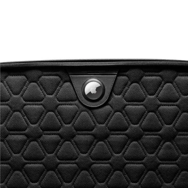 Spigen Rugged Armor Pro black - MacBook Pro 14" M5 2025/M4 2024/M3 2023/M2 2023/M1 2021
