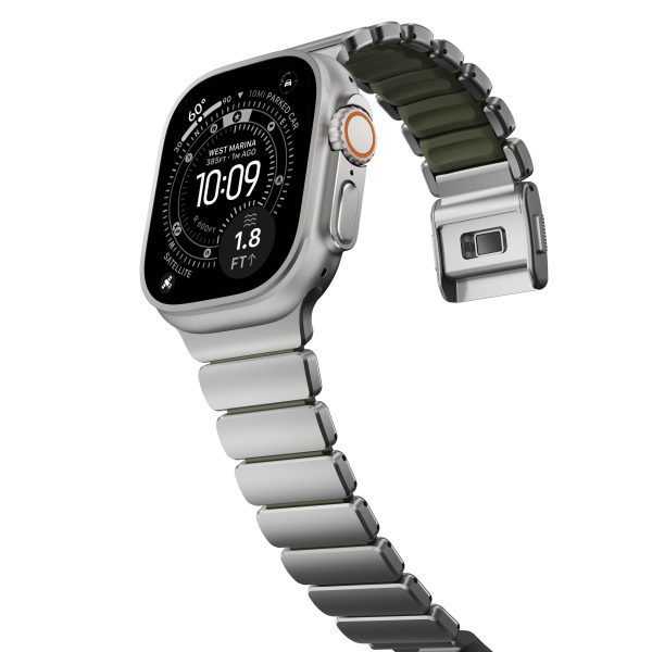 Nomad Stratos Band Natural Titanium Forest Green FKM AW 45/46/49mm