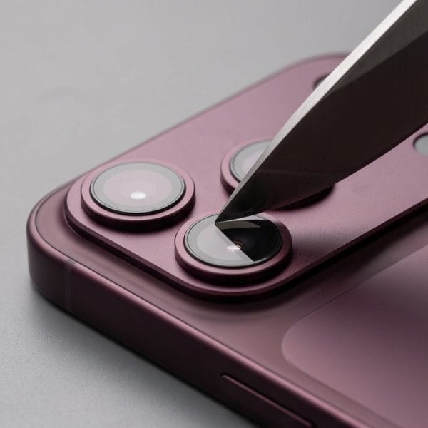 Τζάμι Προστασίας Κάμερας iPhone 18 Pro Max Tech-Protect Camfull Fit+ Burgundy - Image 5